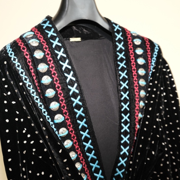 DODO BAR OR Siya Embellished Velvet Glitter Kimono - Picture 7 of 8